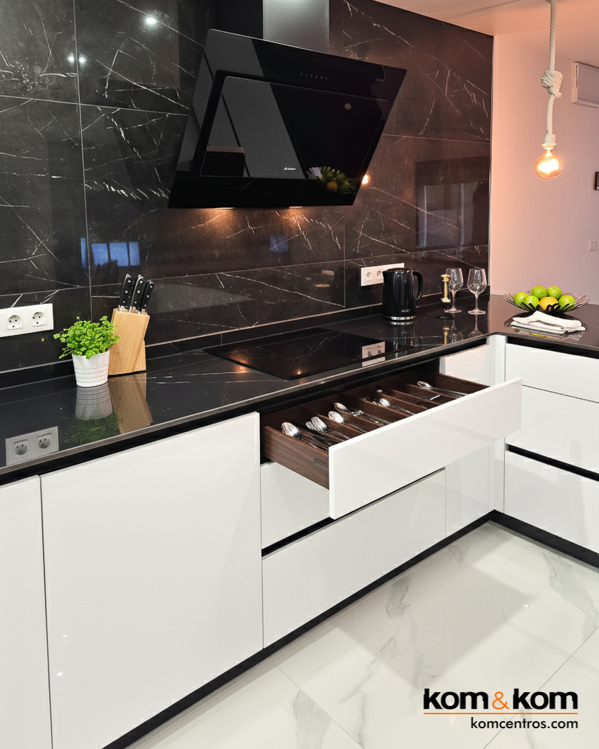 cocina elegante mármol negro blanco brillo